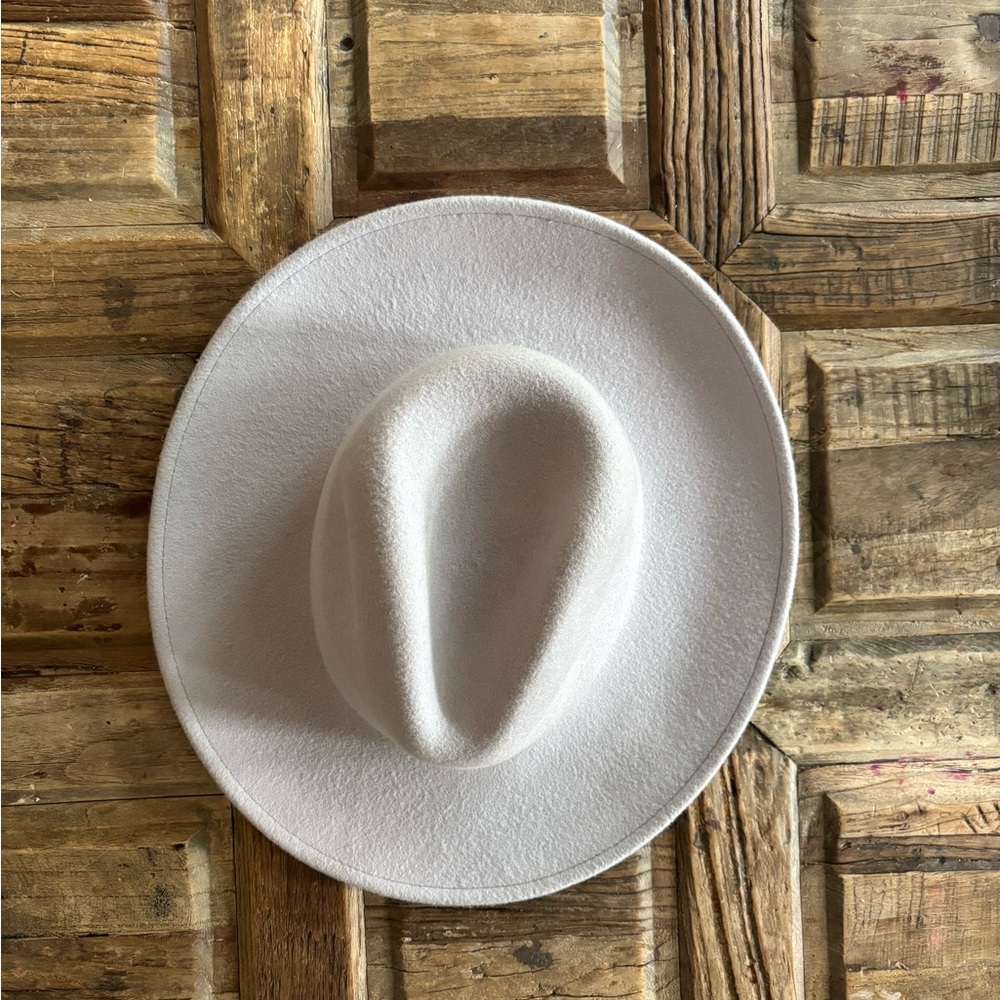 kittenish grey felt hat - Picture 4 of 5